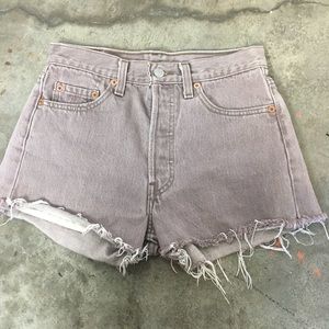 Dusty pink vintage Levi’s 501 xx cut off shorts